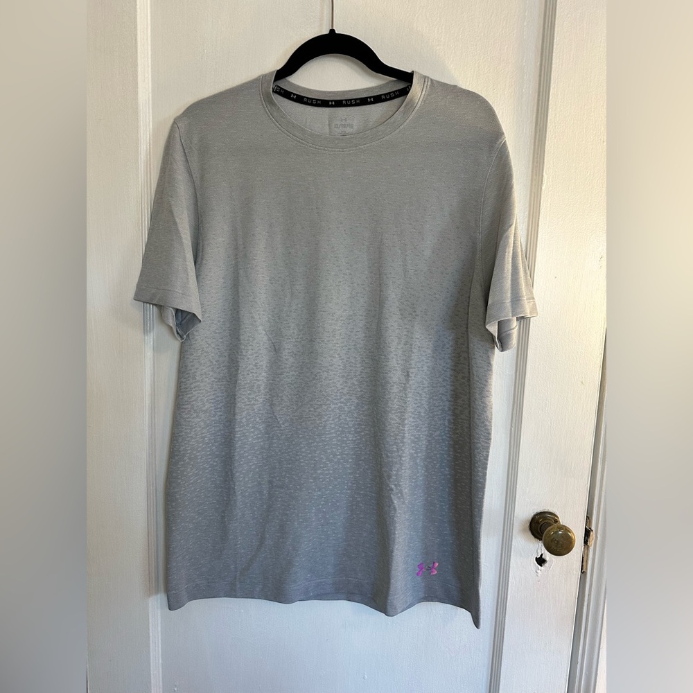 Men’s Under Armour Light Gray Short Sleeve Tee